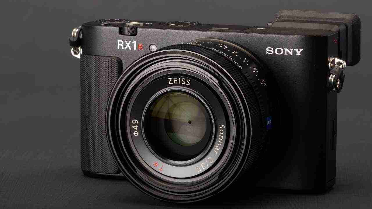 Sony RX1R III Review: A Compact Powerhouse with a Premium Price ...